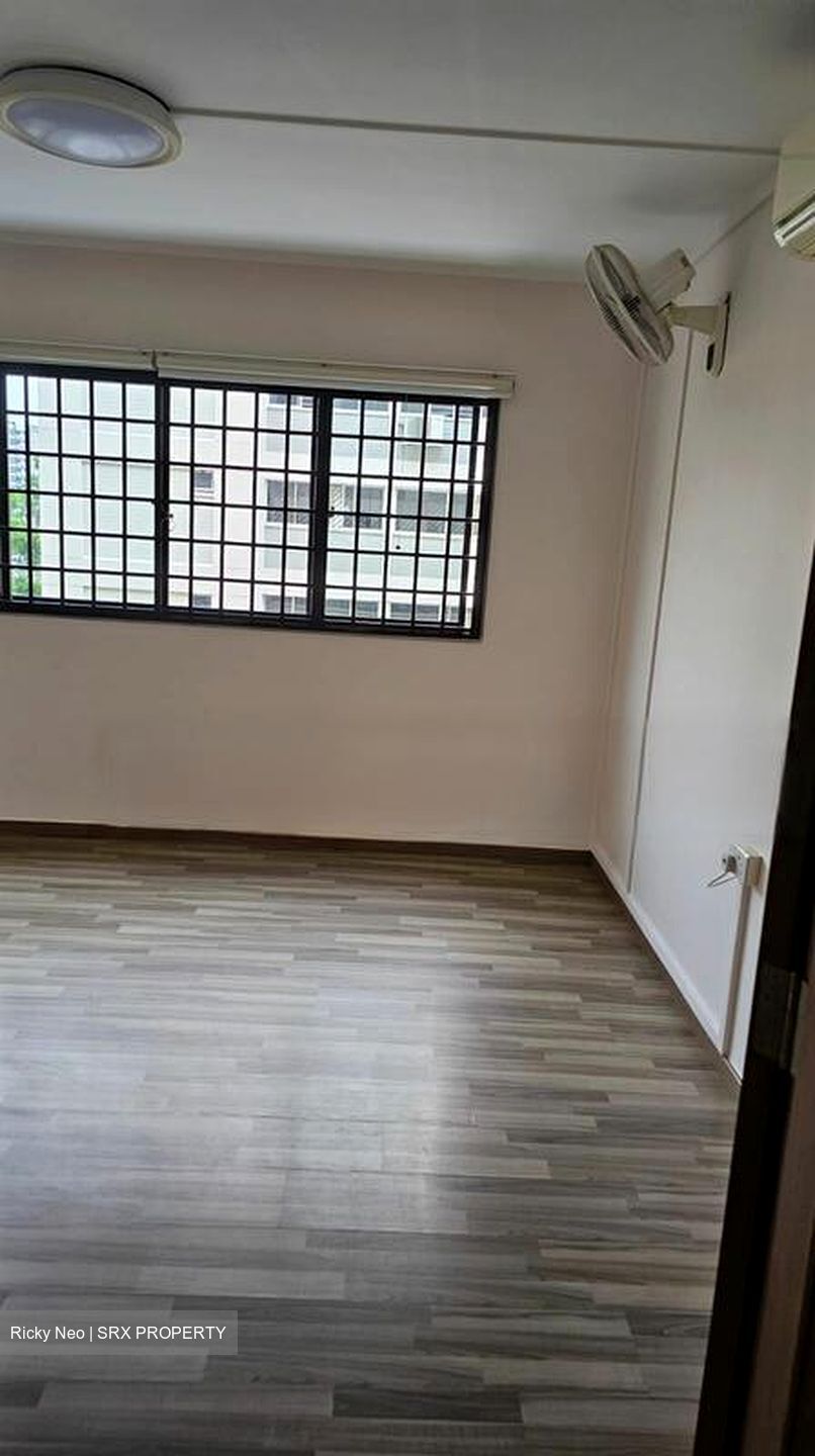Blk 825 Yishun Street 81 (Yishun), HDB 4 Rooms #481733251